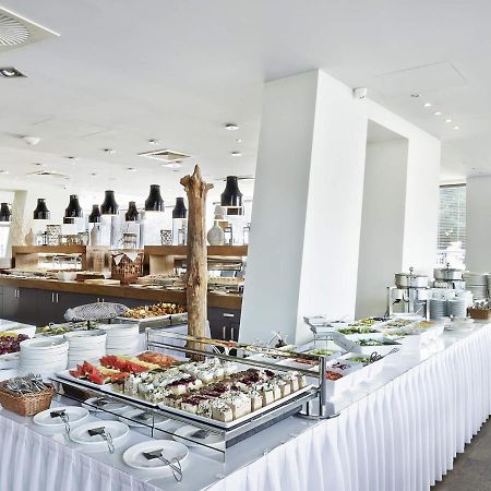 Vacationclub - Marine Hotel Apartament 437 科沃布热格 外观 照片