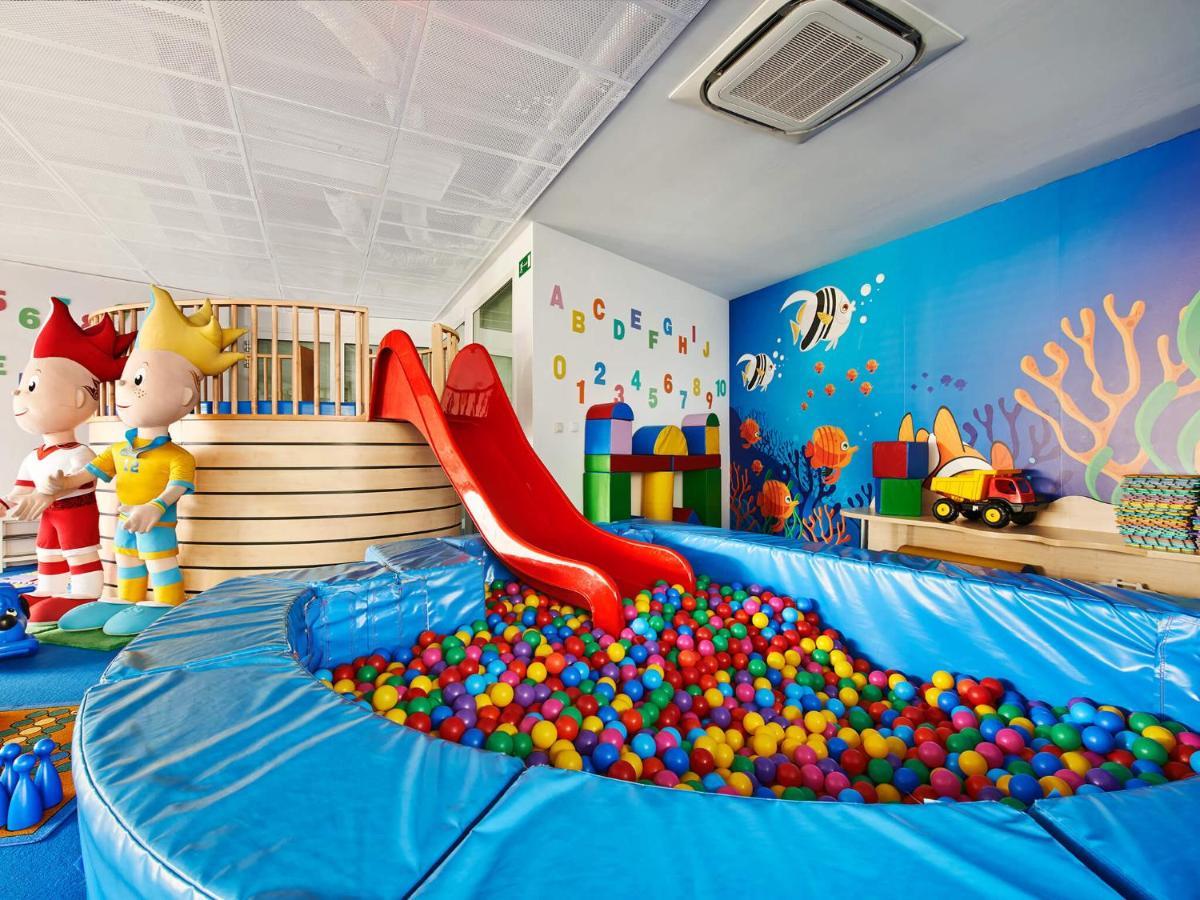 Vacationclub - Marine Hotel Apartament 437 科沃布热格 外观 照片